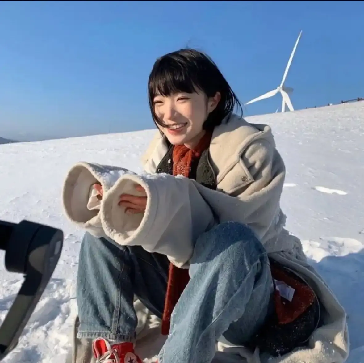 佳木斯新玛特迪桑特女销售导购事件视频高清完整版在线观看免费播放
