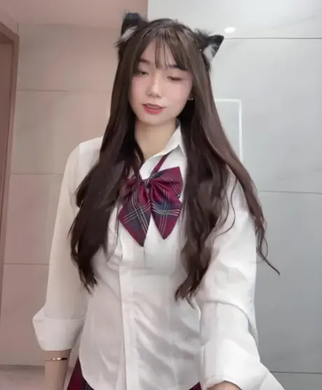 《Sunny77》榜一大哥全系列-1080P高清画质无删减版在线看-百度网盘/夸克网盘资源下载-Sunny77全集