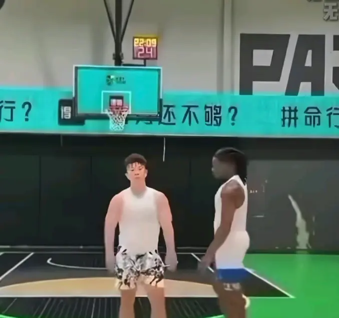 《牛教练的裤子》1080P超清画质无删减-牛教练裤子被偷袭笑死我了-免费在线观看不收一分钱