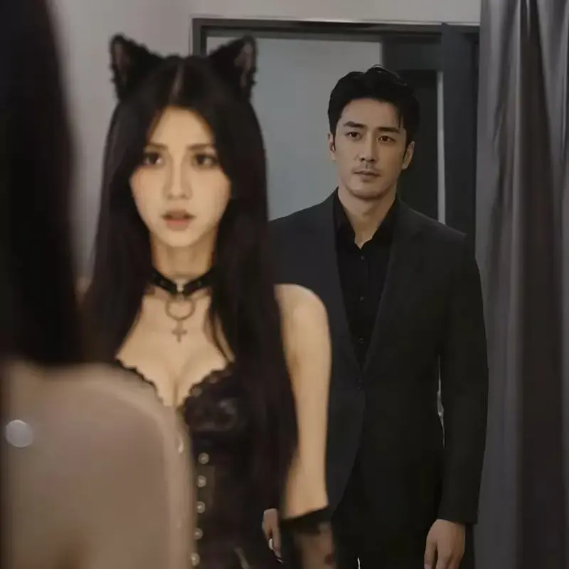《不能碰的猫耳女下属的秘密》AI短剧完整版合集-2026都市职场悬疑黑马全网刷屏-谜团探寻反转追剧看全集-不能碰的猫耳女下属的秘密高清观看